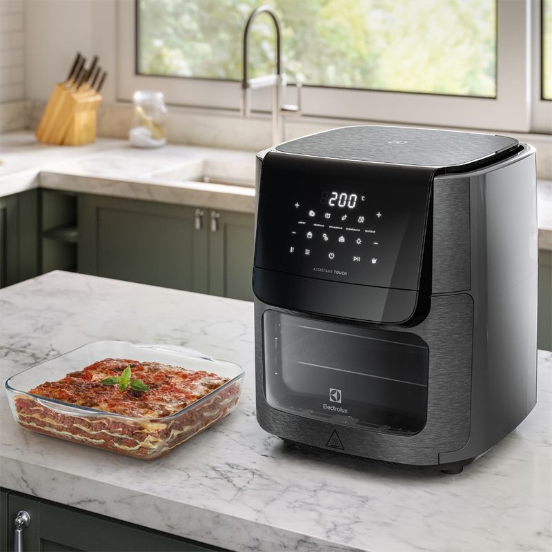 Airfryer_EAF90_Kitchen_Square_Electrolux_Spanish