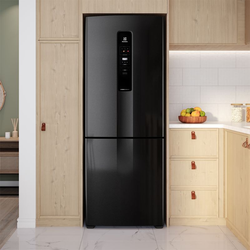 Refrigerator_IB7B_Environment_Square_Electrolux_Spanish