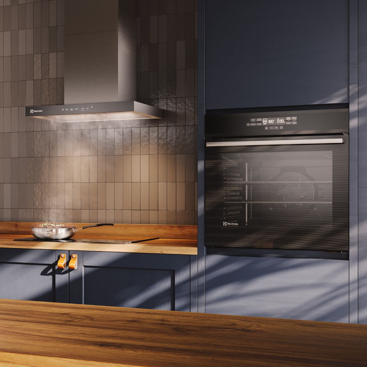 Hood_CE6TF_Environment_Square_Electrolux_Spanish.jpg