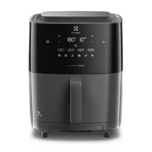 Airfryer_EAF180_FrontView_Electrolux